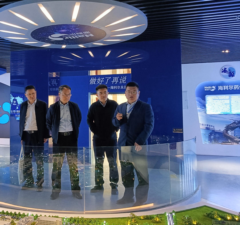 西北農(nóng)林科技大學(xué)黃書記一行來集團參觀訪問