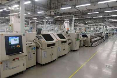 實探華為南方工廠手機生產線 生產秩序井然，計算與服務深度賦能